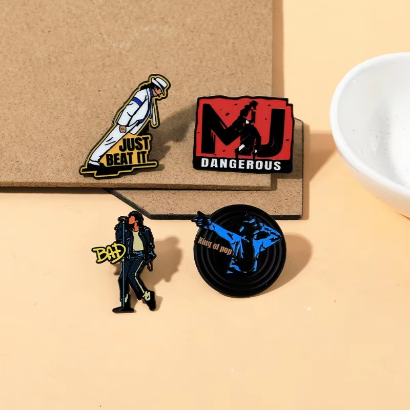 1 pièce Broche Michael Jackson - Hunter X Hunter Uniform avis et prix